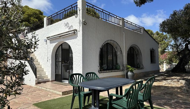 CASA SERRA CERCA DE LAS PLAYAS Y CALAS DE CALPE