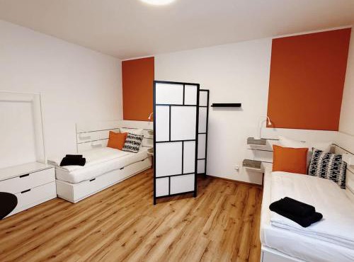 Case 3 BR 6 P Parking & Privat-Entry