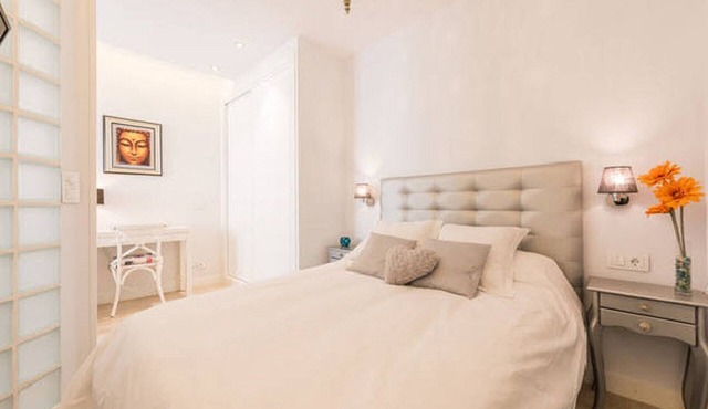 Center Chamberi Gorgeous Luxury Studio Suite with High Speed WiFi & AC/Heater