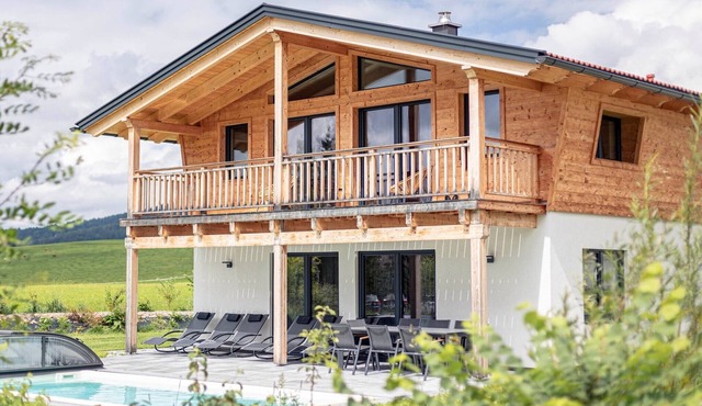 Chalet in Inzell with Pool & Alpine Views