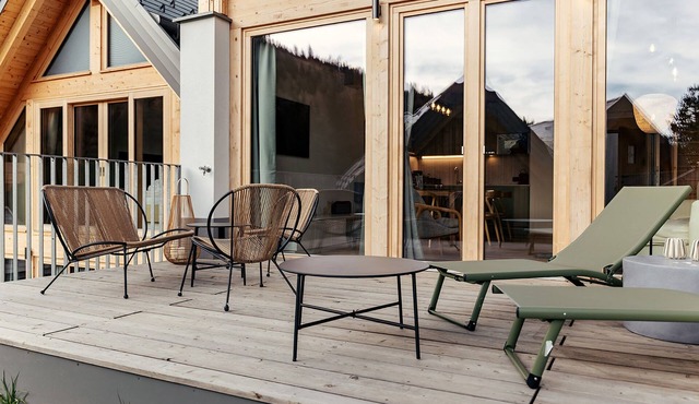 Chalet Nr. 4 mit 2 SZ, Sauna & Whirlpool by Interhome