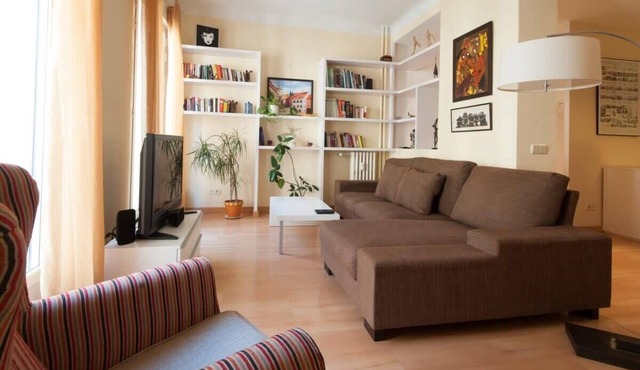 Chamberi Scene - 2 Bedroom Home in Chamberi