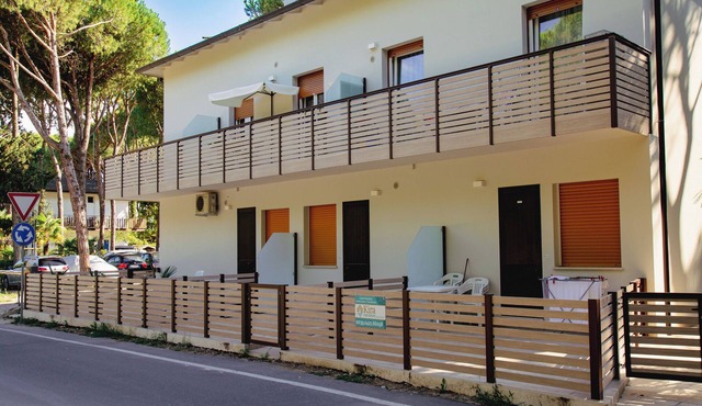 Charming accommodation with a lovely patio in Eraclea Mare
