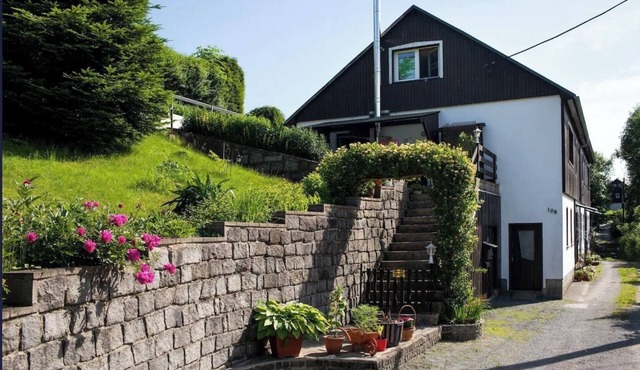 Charming vacation apartment in Saxon Switzerland - small, quiet & with terrace