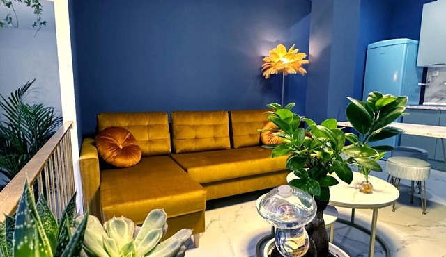 Chinatown Luxury Apartment