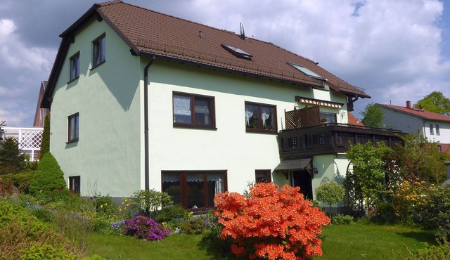 Comfortable apartment high above Dresden at the top of the Elbe valley