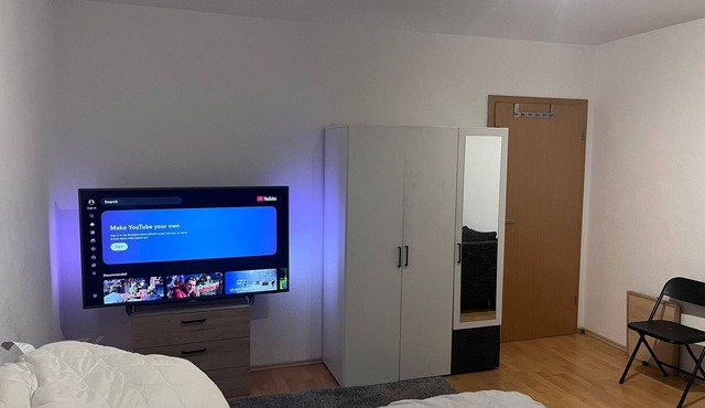 Cool Apartment- Lounge- Bedroom & Bathroom