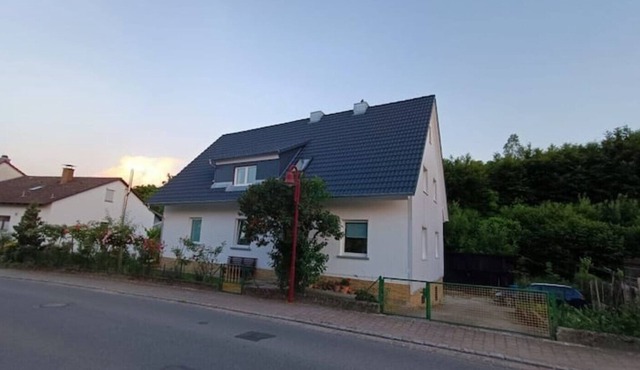 Cosy, spacious house with a large outdoor area