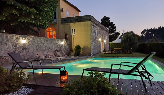 Cottage with pool near the beach