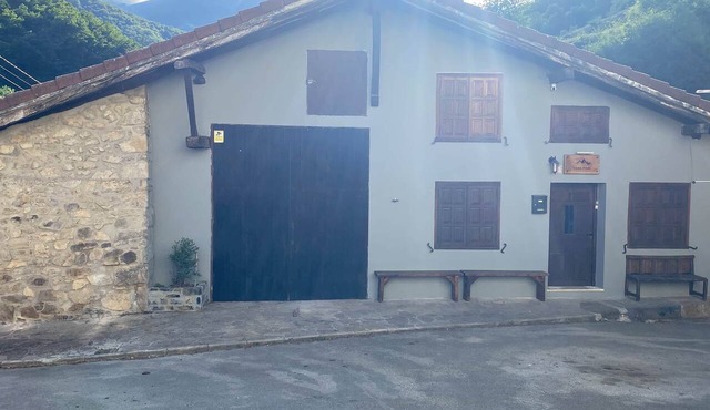 Country house 5 minutes from the Fuente De Cable Car