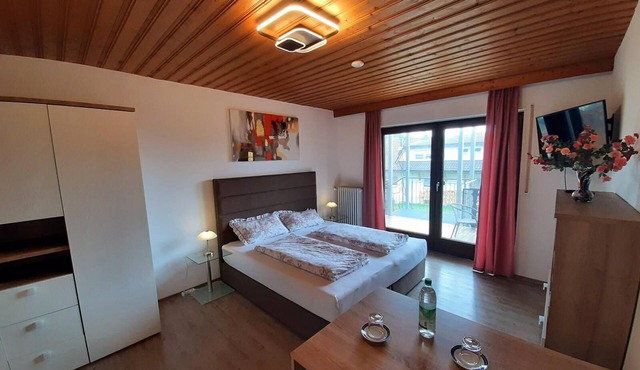 Cozy apartment (30m2) with private bathroom and west-facing balcony