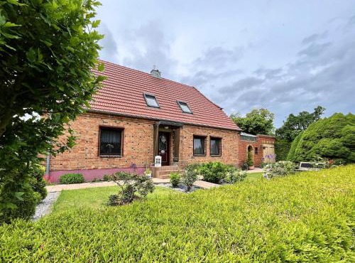 Cozy Apartment in Steffenshagen near Sea