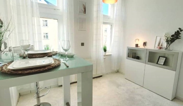 Cozy, bright apartment - with Netflix