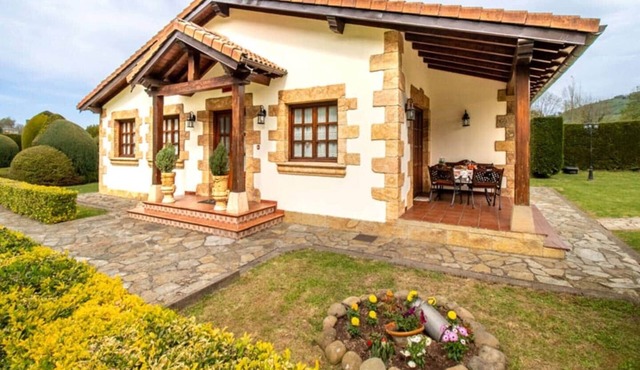 Cozy cottage with views + fireplace in Cantabria (lalo)
