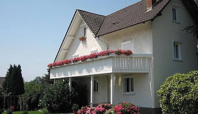 Cozy Holiday Apartment in Central Yet Quiet Location – Haus Bauer Apartment 1