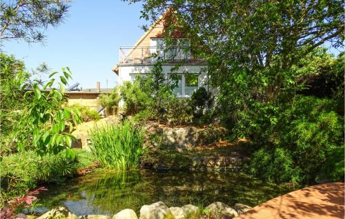 Cozy Home In Pinnow Ot Godern With Wifi