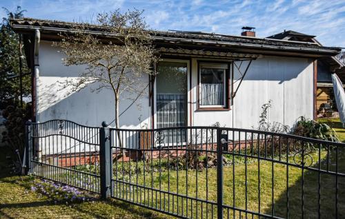 Cozy Home In Seehof With House Sea View