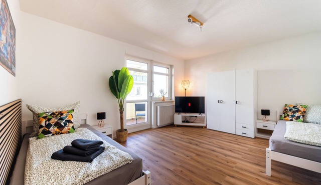 Cozy Monteurwohnung with Balcony and Modern Amenities in Bannewitz