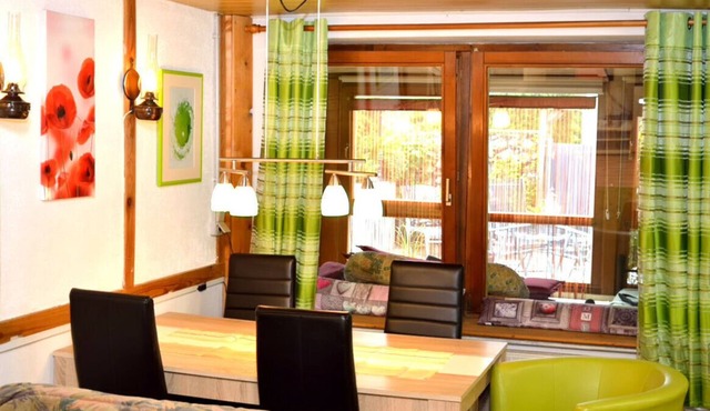 Cozy Vacation Apartment "Waldraff" with Terrace, Wi-Fi & Playground