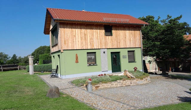 Cozy vacation home in a three-sided farm in Sora, Upper Lusatia fully equipped