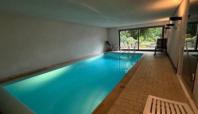 Cozy Wellness Oasis with Private Pool and Finnish Sauna. Pet friendly!