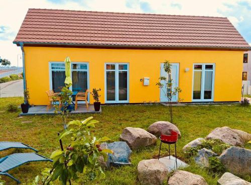 Das gelbe Haus am Hafen