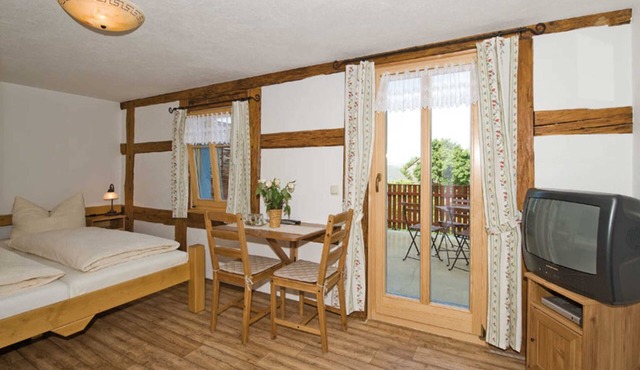Doppelzimmer mit Terrasse - Pension Bauernhaus Vetter