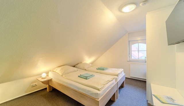 Double room for 2 guests with 12m² in Meppen (250594)