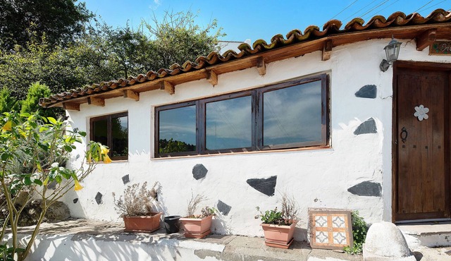 'El Jardín De Las Hespérides' with Sea View, Shared Terrace and Wi-Fi
