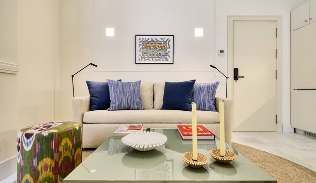 Elegant apartment for two at La Maestranza