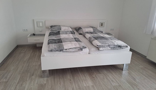 Elke Metzger's Vacation Rental, 2 km from Dinkelsbühl; dogs welcome upon request