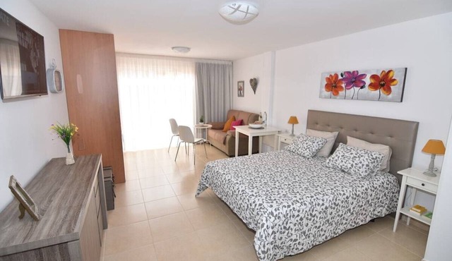 Estudio Natalia Vacational Home with terrace and u