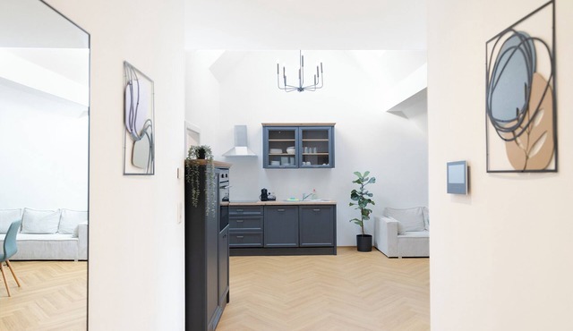 Exclusive apartment “Tony” Modern living for up to 6 people in a prime location