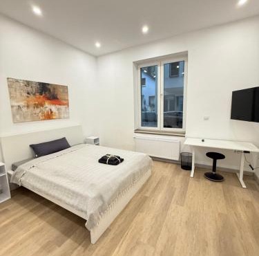 Exklusives City-Zimmer, Gemeinschaftsbad und Küche
