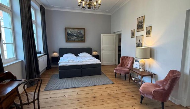 Fürstenhof Belle Etage Altstadt- Parkplatz im Innenhof