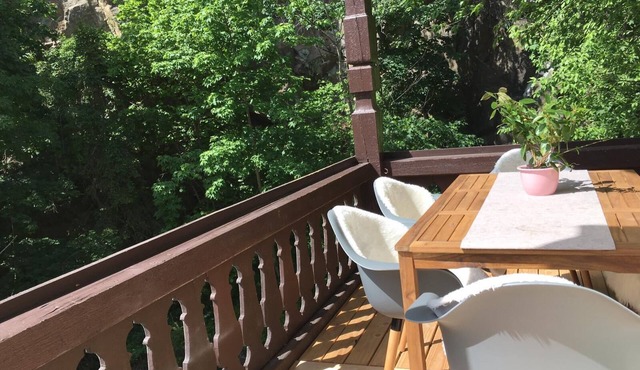 Family apartment with a large balcony overlooking the garden