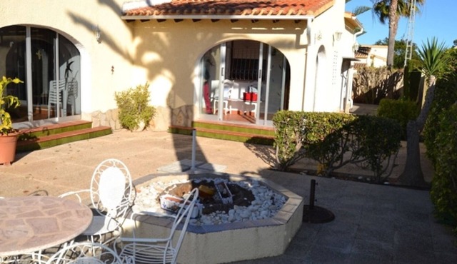Family chalet in Els Poblets - 3 bedrooms for 7 people