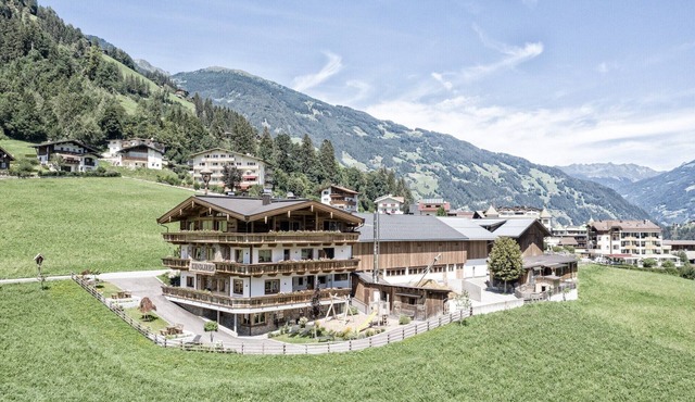 Farmhouse in Schwendau near Ski Lifts