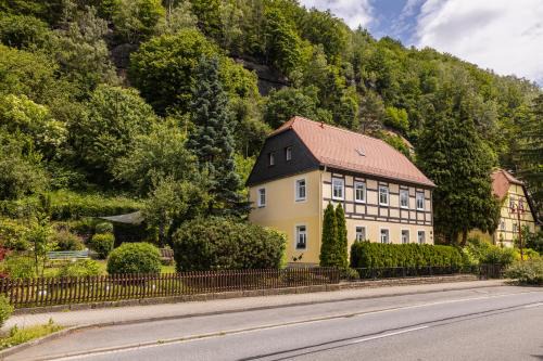 Ferienhaus Elbufer 83