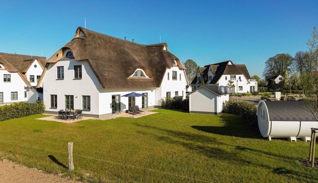 Ferienhaus Lasse Thoressen - Inseldomizil Stolpe - Urlaub Unter Reet auf Usedom