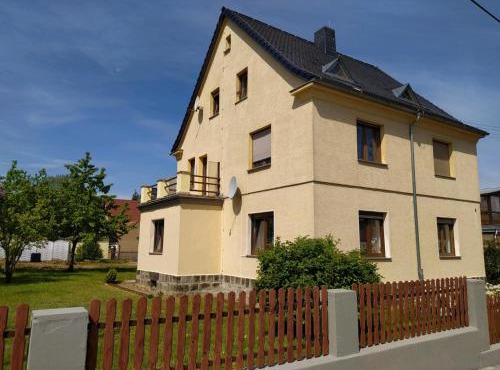 Ferienwohnung Felicitas Wilthen - Ruhige Lage, ideal für Wanderer & Kurztrips