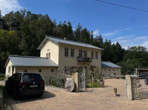Ferienwohnung Parkblick im Badehaus