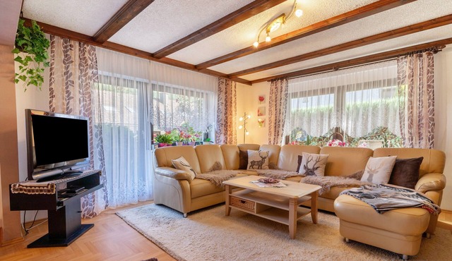 "Ferienwohnung Schwarzwälder" relaxation in a quiet location on the edge of the forest