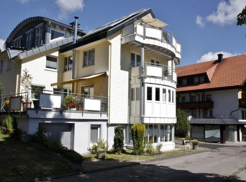 Ferienwohnungen Uhren Allgaier