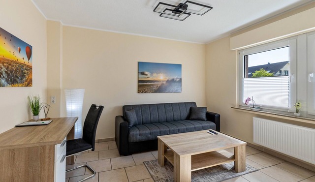 FeWo Wimbern Apartment 'Ground Floor' with Private Terrace
