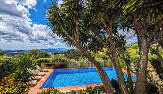 Finca Las Chozas Antequera, rural house with private pool