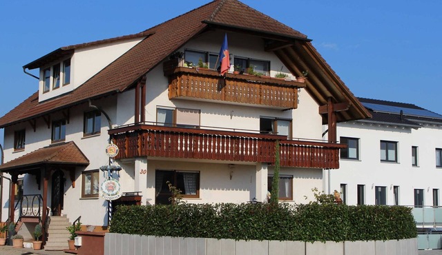 Five-bed room with WC and shower - Pension Kern