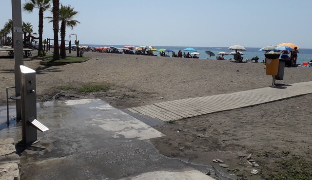 Five minuets drive from the sea, sleeps four in Algarrobo a beautiful village.