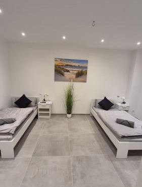 Gästehaus Hagen 6 Betten, Parkplatz, Küche, WLAN Easybooking24
