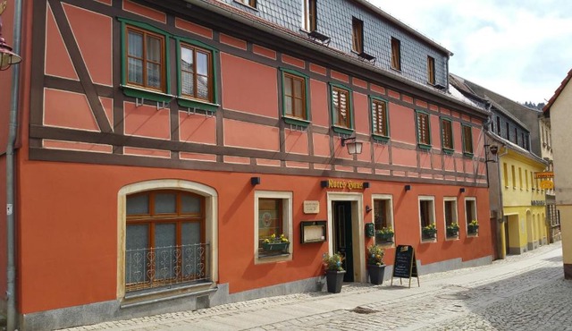 Gasthaus& Pension Zum Roten Haus